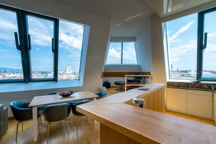 Vienna Residence, City Hall – Parliament #6420 gallery image 3