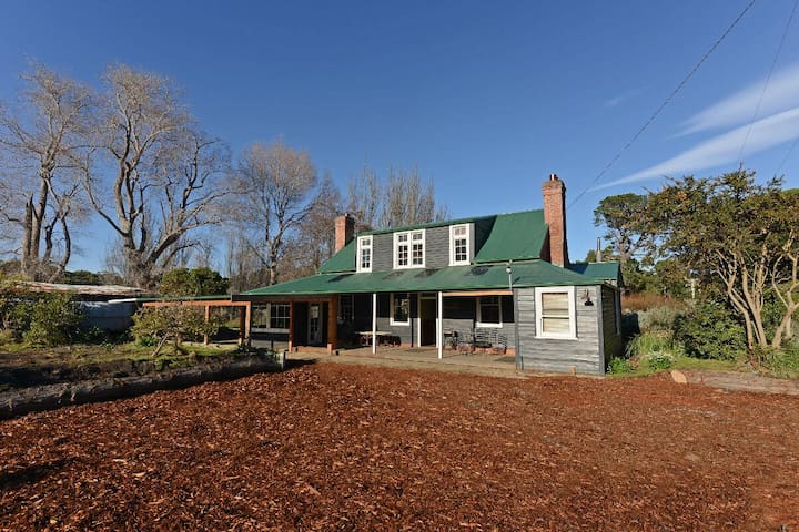 Ventnor Guest House – Captivating past dating 1871