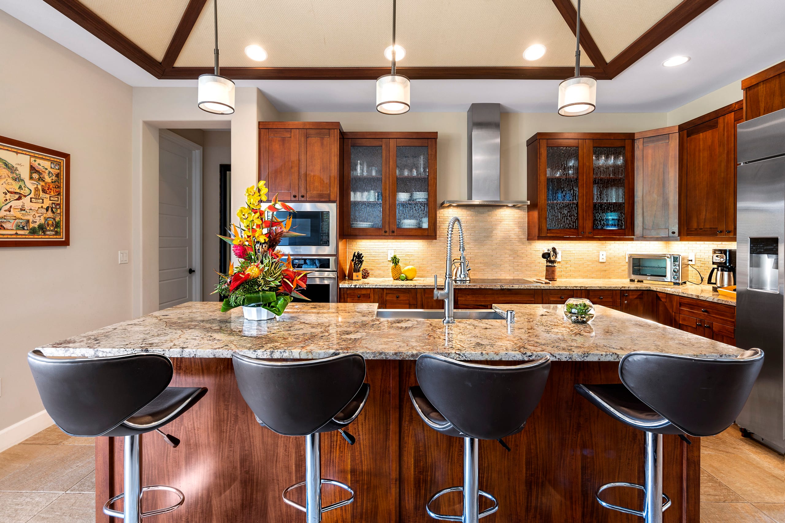Home in Kailua-Kona · ★4.87 · 3 bedrooms · 3 beds · 2.5 baths - Image 15