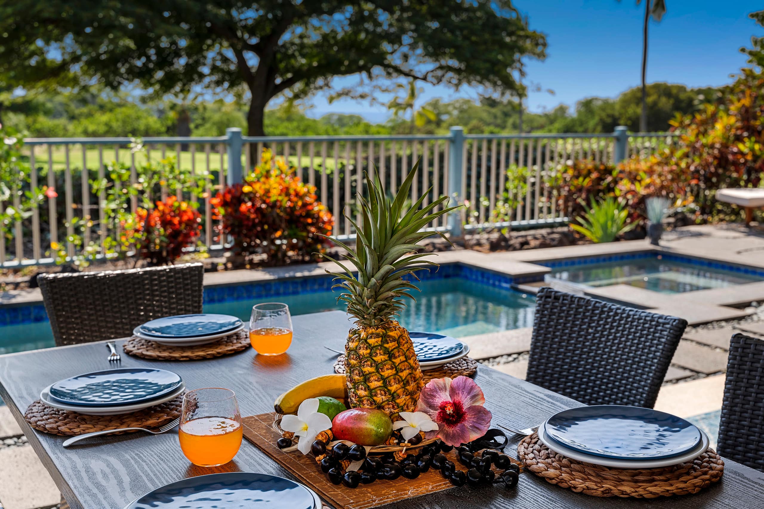 Home in Kailua-Kona · ★4.87 · 3 bedrooms · 3 beds · 2.5 baths - Image 16