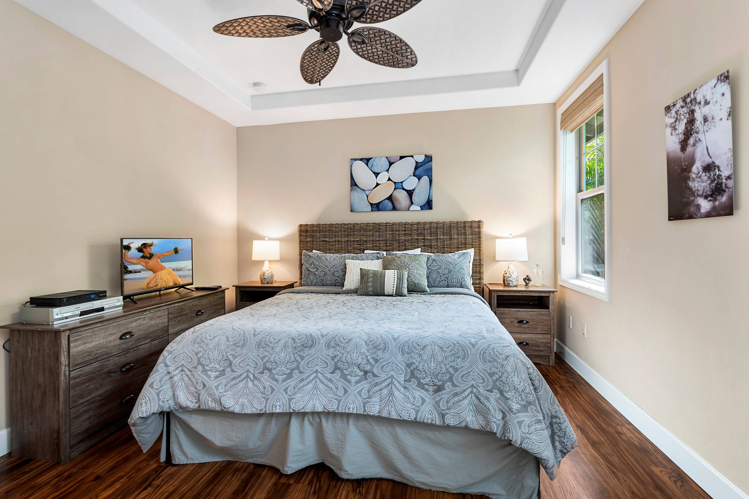 Home in Kailua-Kona · ★4.87 · 3 bedrooms · 3 beds · 2.5 baths - Image 7