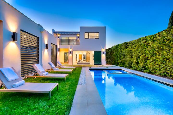 The Masterpiece Melrose Villa gallery image 3