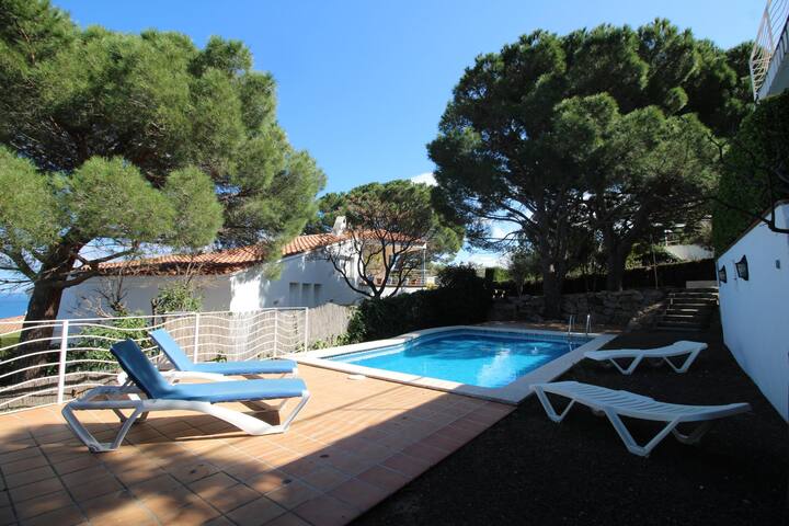 la mora ii – 4 – big apartment with garden and swi gallery image 2