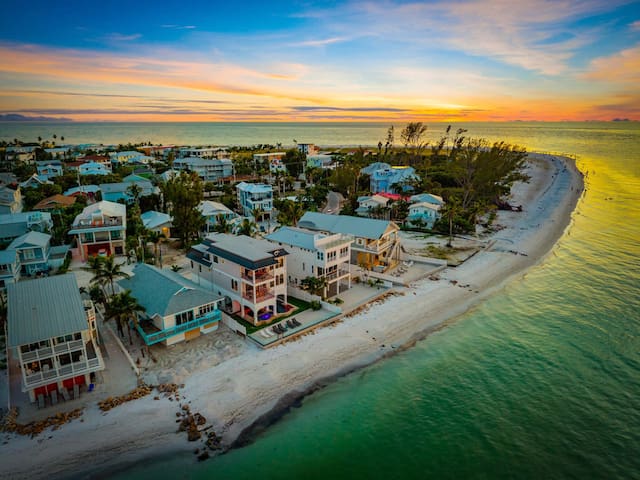 Serendipity Anna Maria managed Airbnb listing 3