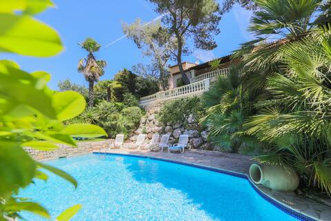 La Rohiere Vi4129 by Riviera Holiday Homes