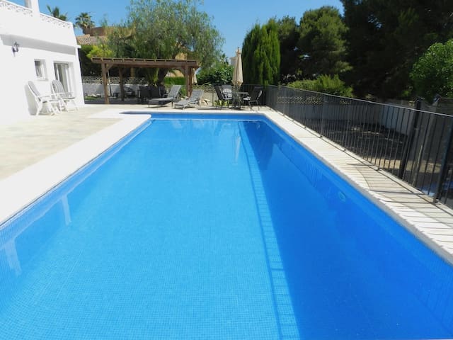 Villa del Mar managed Airbnb listing 3