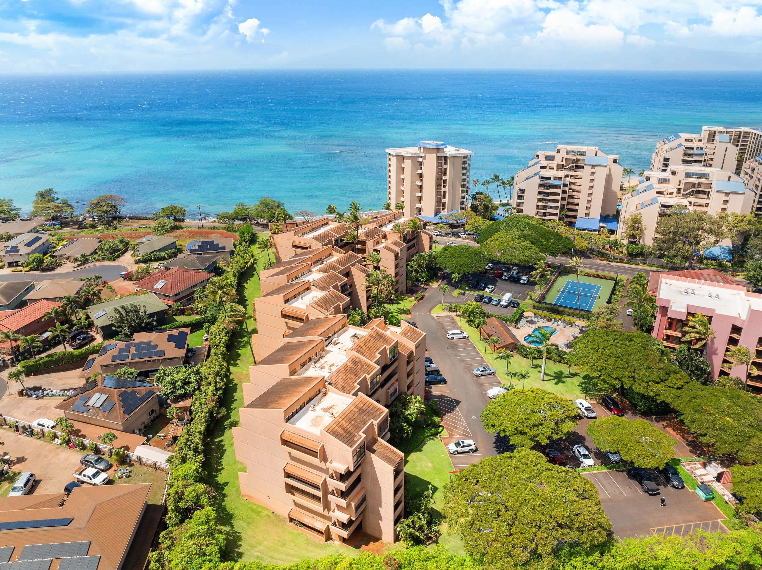 Condo in Lahaina · ★4.15 · 1 bedroom · 2 beds · 1 bath - Image 23