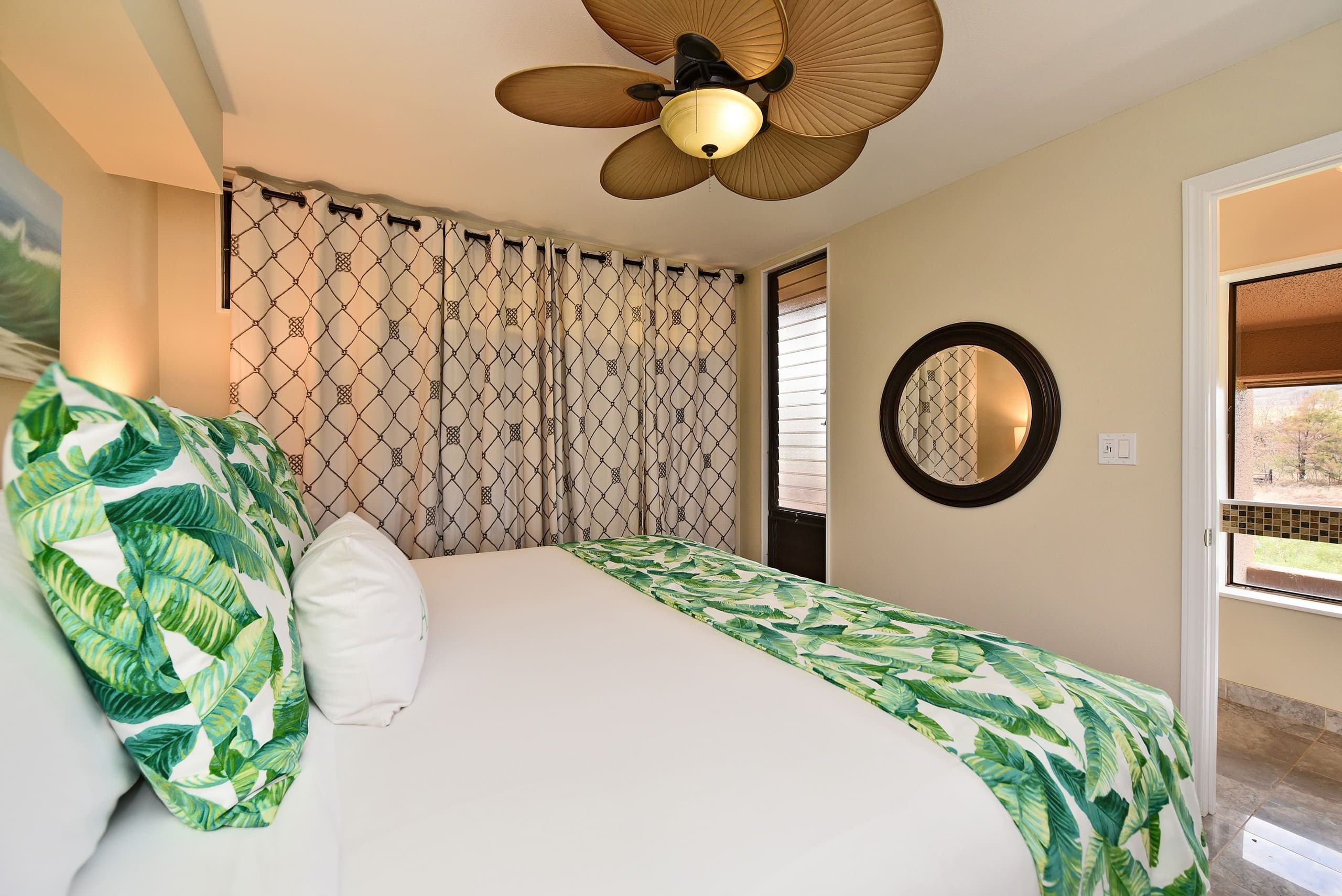 Condo in Lahaina · ★4.15 · 1 bedroom · 2 beds · 1 bath - Image 14