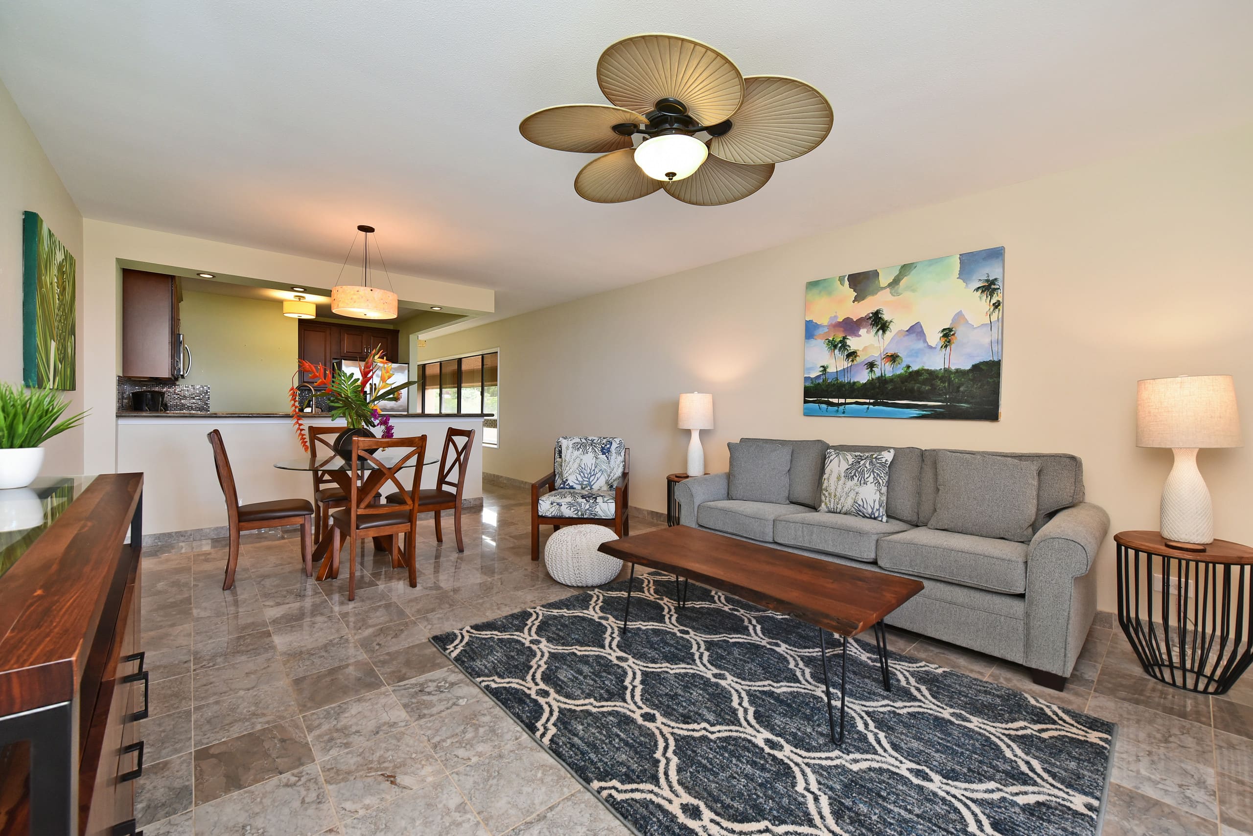 Condo in Lahaina · ★4.15 · 1 bedroom · 2 beds · 1 bath - Image 3