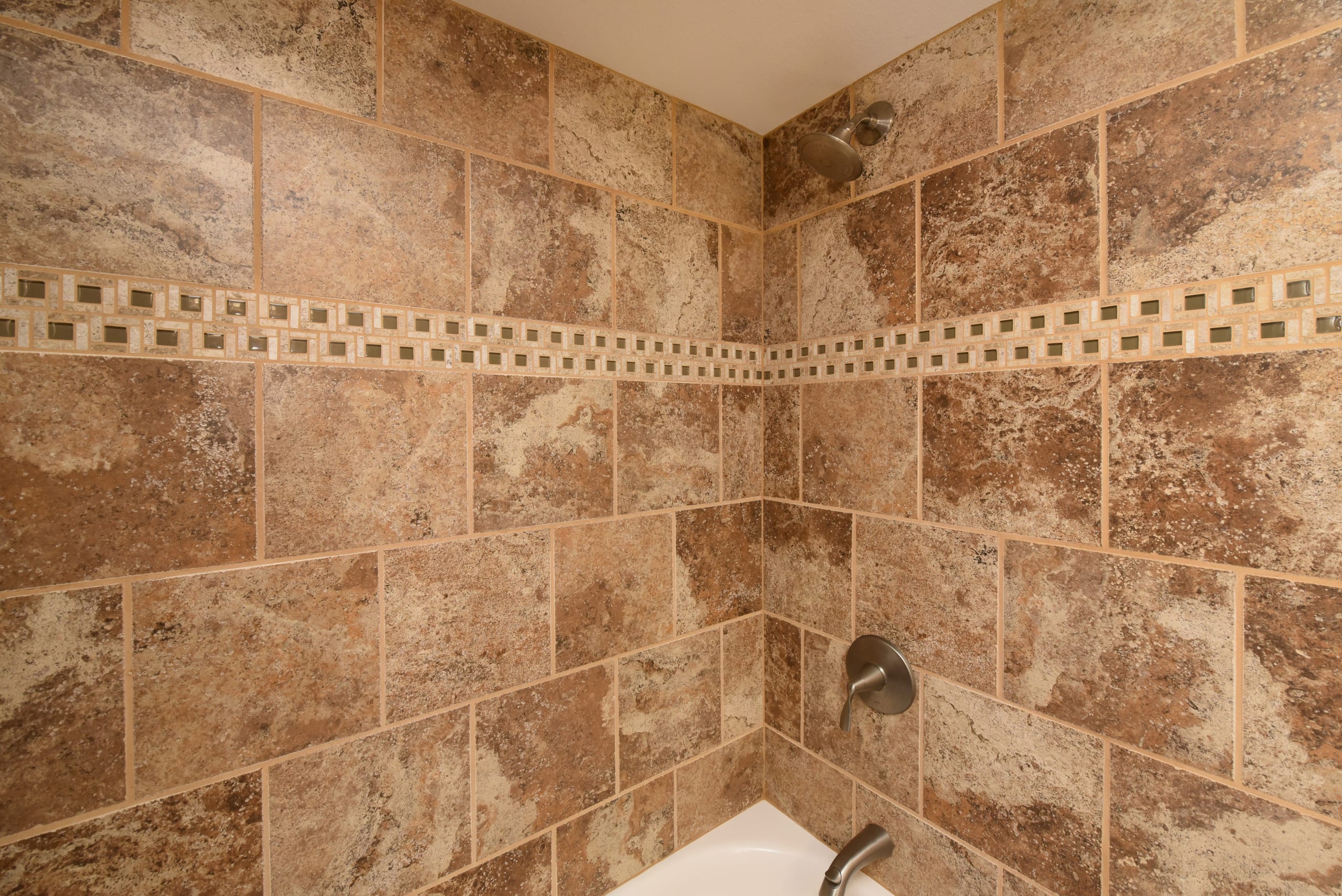 Condo in Lahaina · ★4.15 · 1 bedroom · 2 beds · 1 bath - Image 17