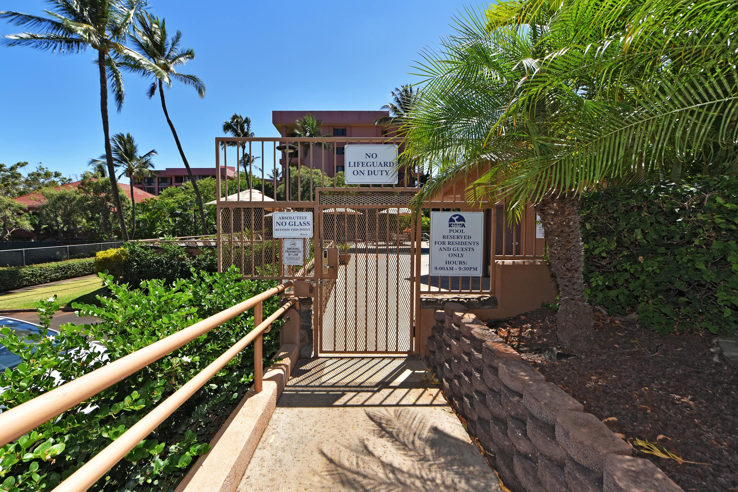 Condo in Lahaina · ★4.15 · 1 bedroom · 2 beds · 1 bath - Image 34