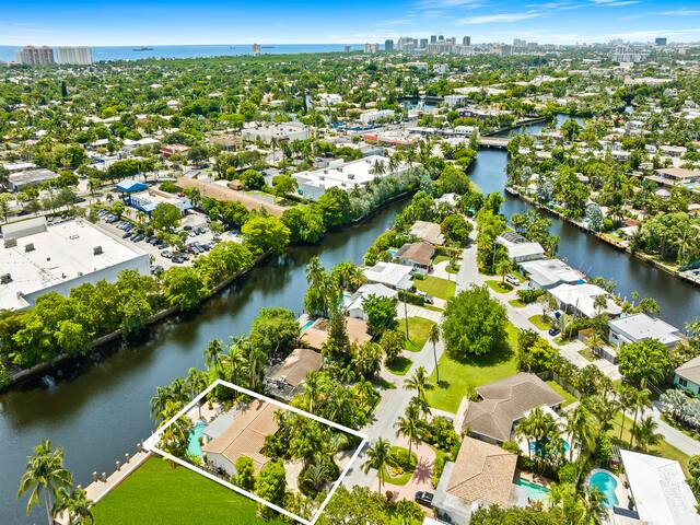 Welcome to Pineapple Paradise! gallery image 5