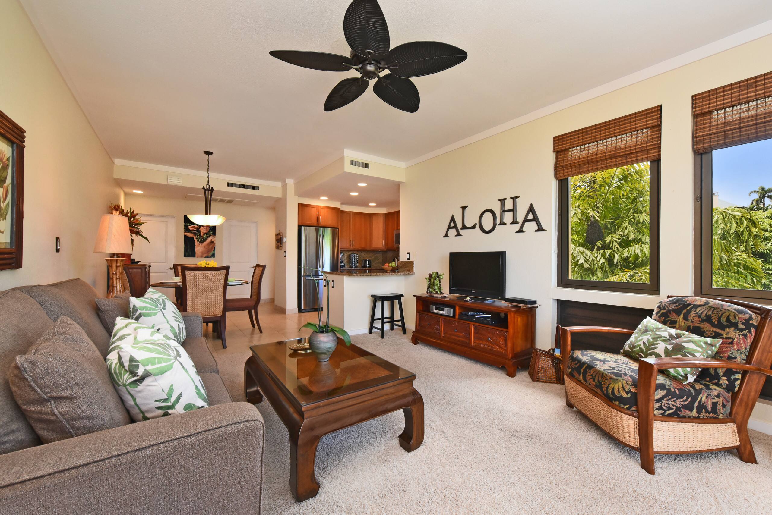 Condo in Lahaina · ★4.89 · 1 bedroom · 1 bed · 2 baths - Image 37