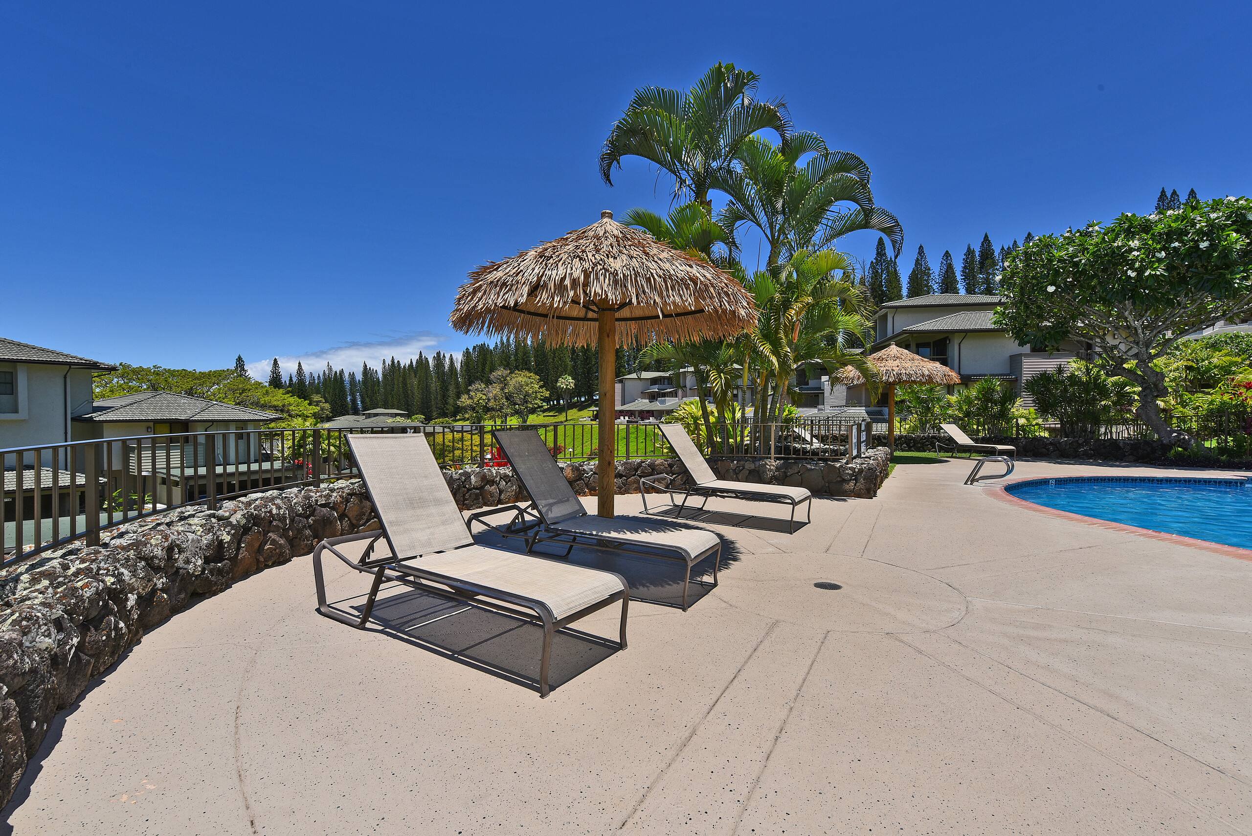 Condo in Lahaina · ★4.89 · 1 bedroom · 1 bed · 2 baths - Image 32