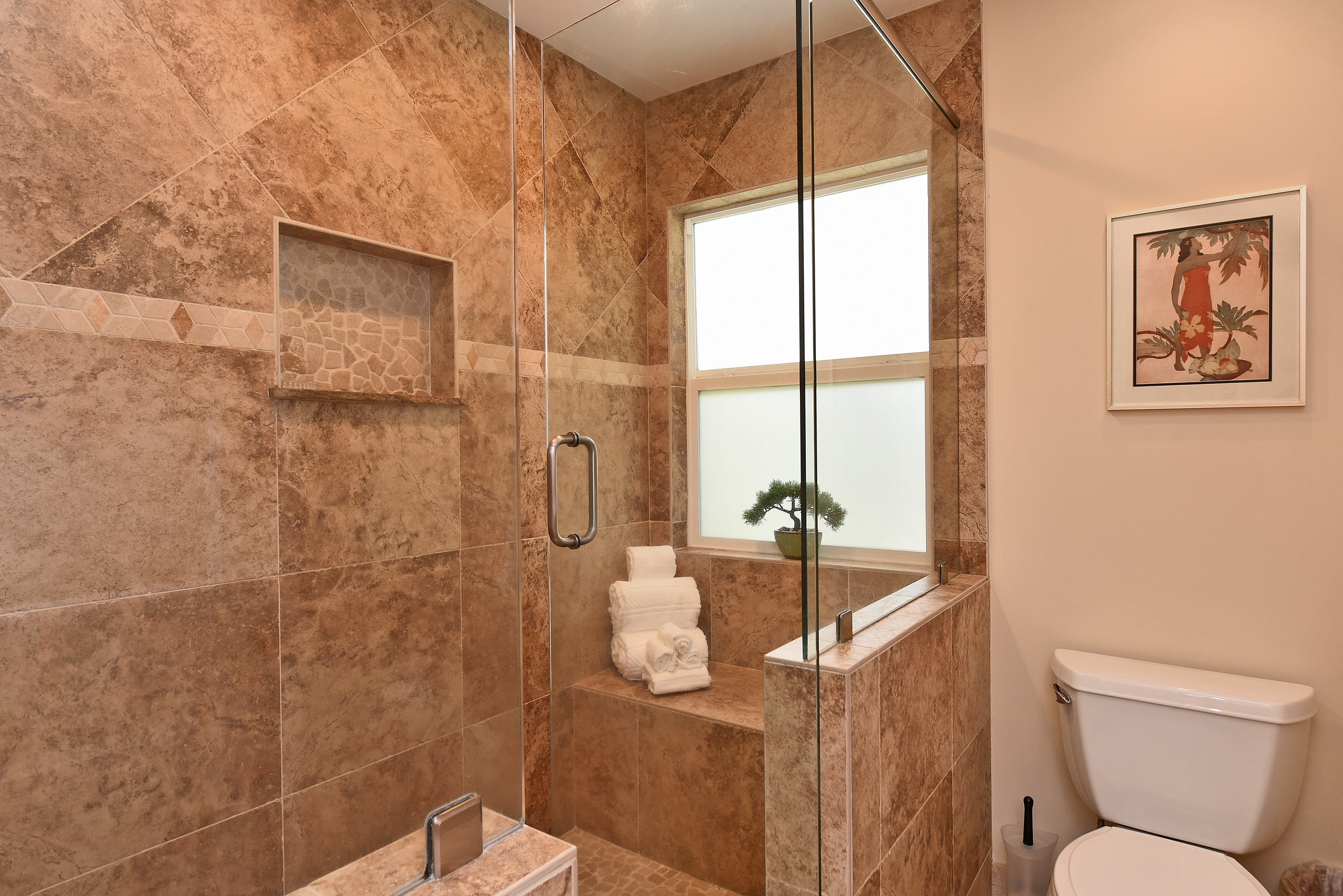 Condo in Lahaina · ★4.89 · 1 bedroom · 1 bed · 2 baths - Image 14