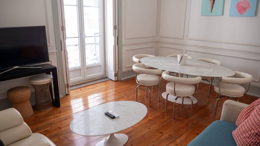 Soriano 4 – 5 bedroom apartment in Chiado! gallery image 4