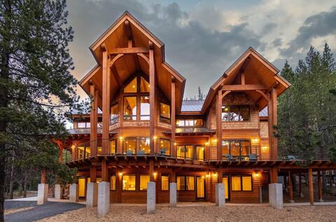 Spectacular Luxury Lodge Hot Tub Private Lake-Bend