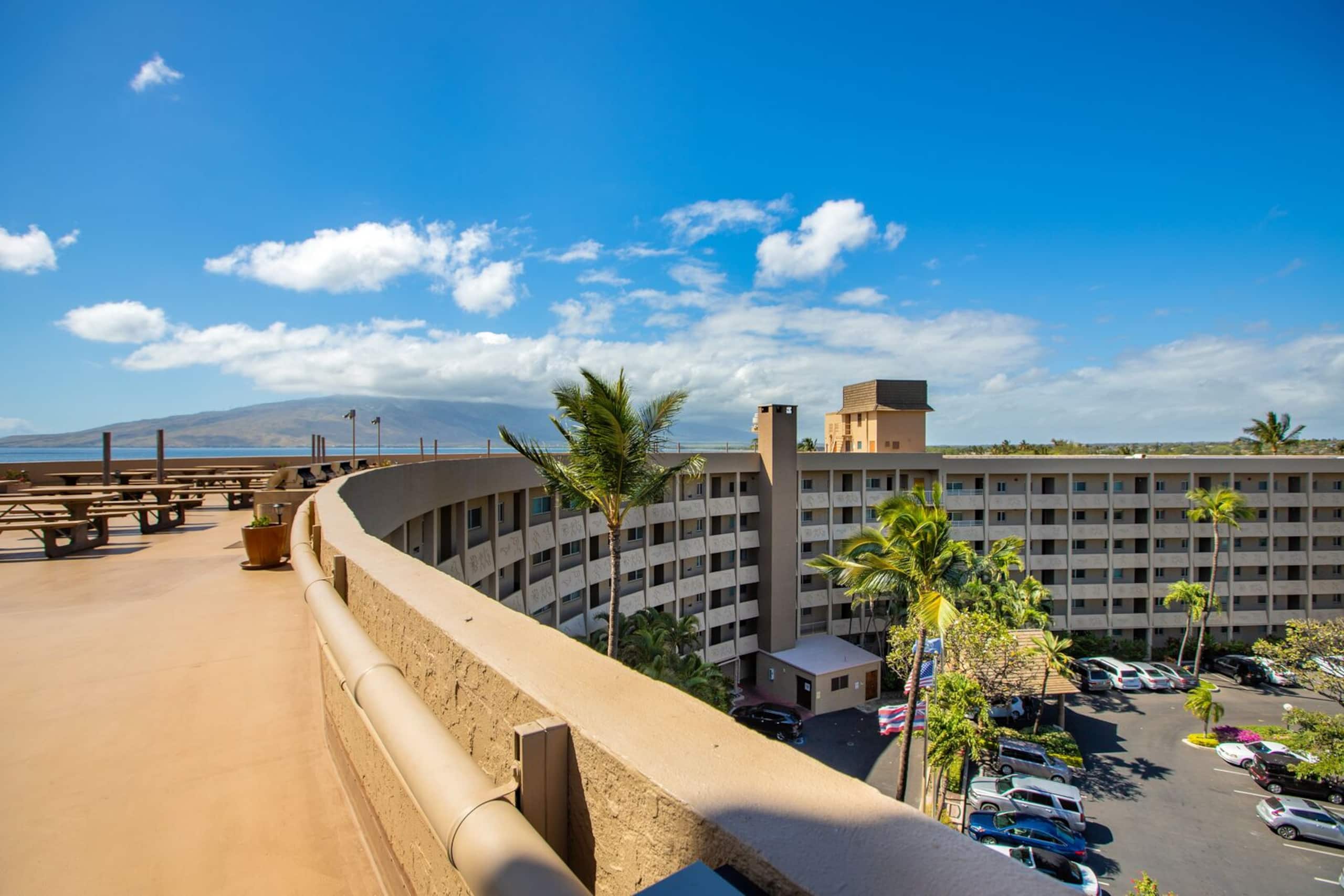 Condo in Kihei · ★4.56 · 2 bedrooms · 2 beds · 2 baths - Image 40