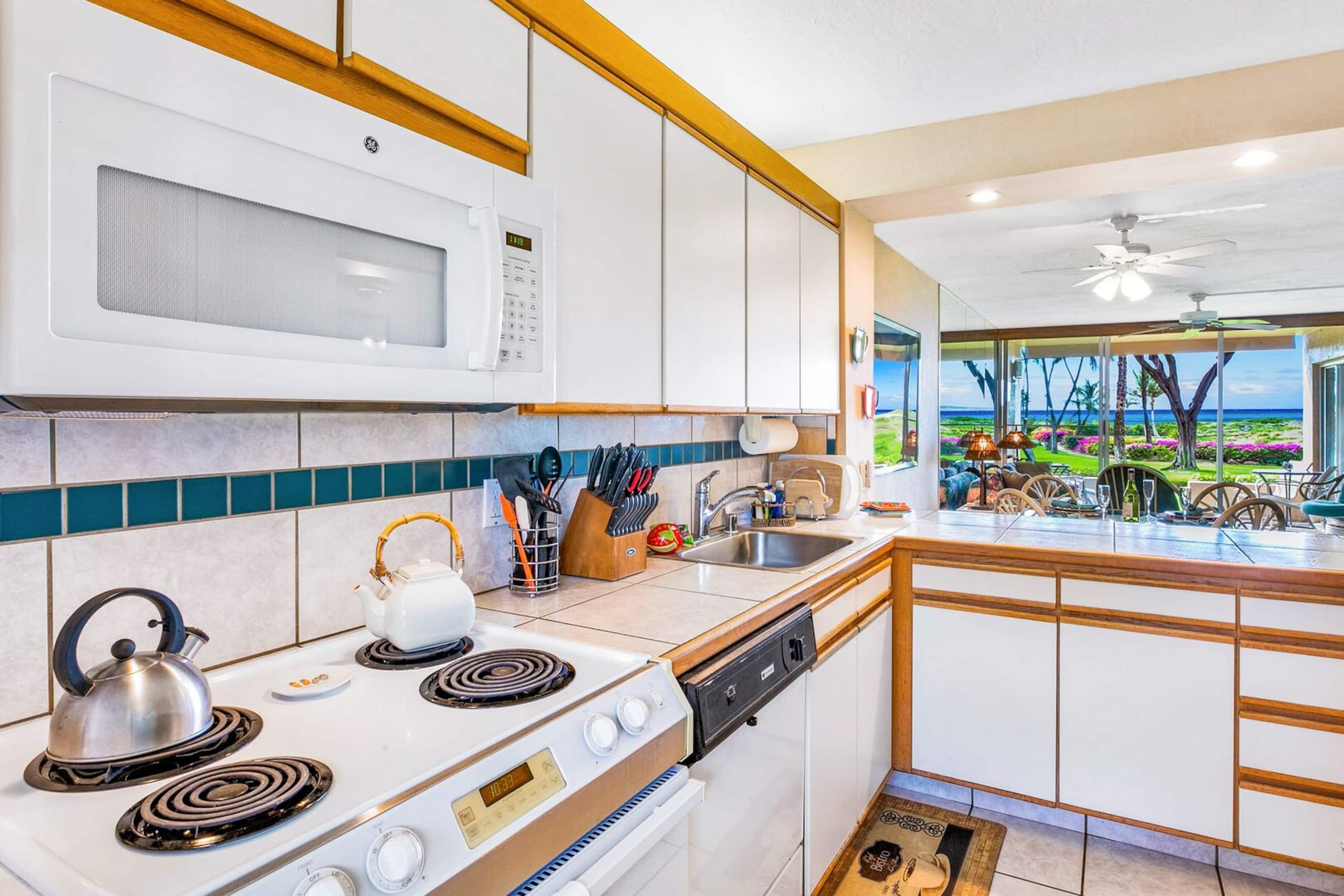 Condo in Kihei · ★4.56 · 2 bedrooms · 2 beds · 2 baths - Image 6