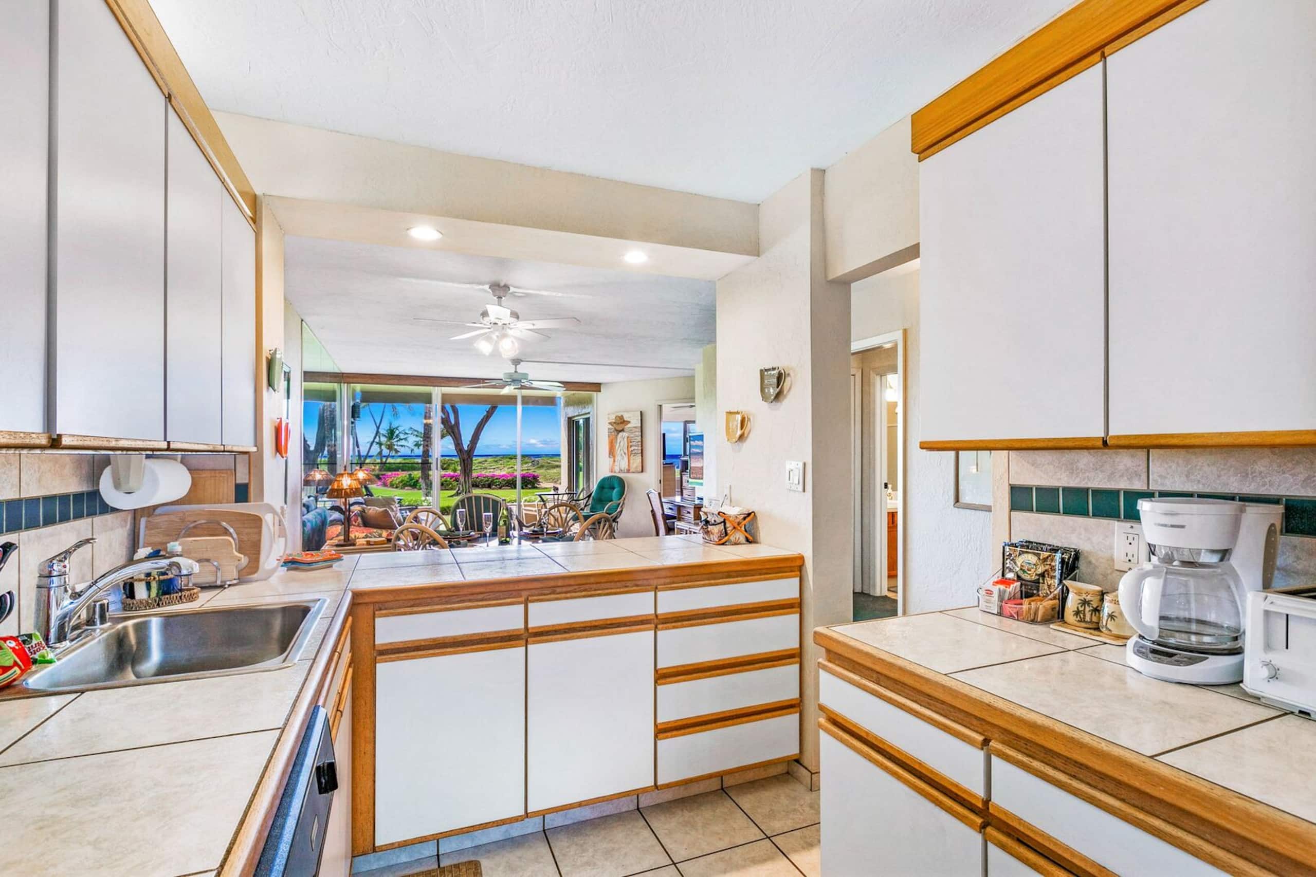 Condo in Kihei · ★4.56 · 2 bedrooms · 2 beds · 2 baths - Image 18