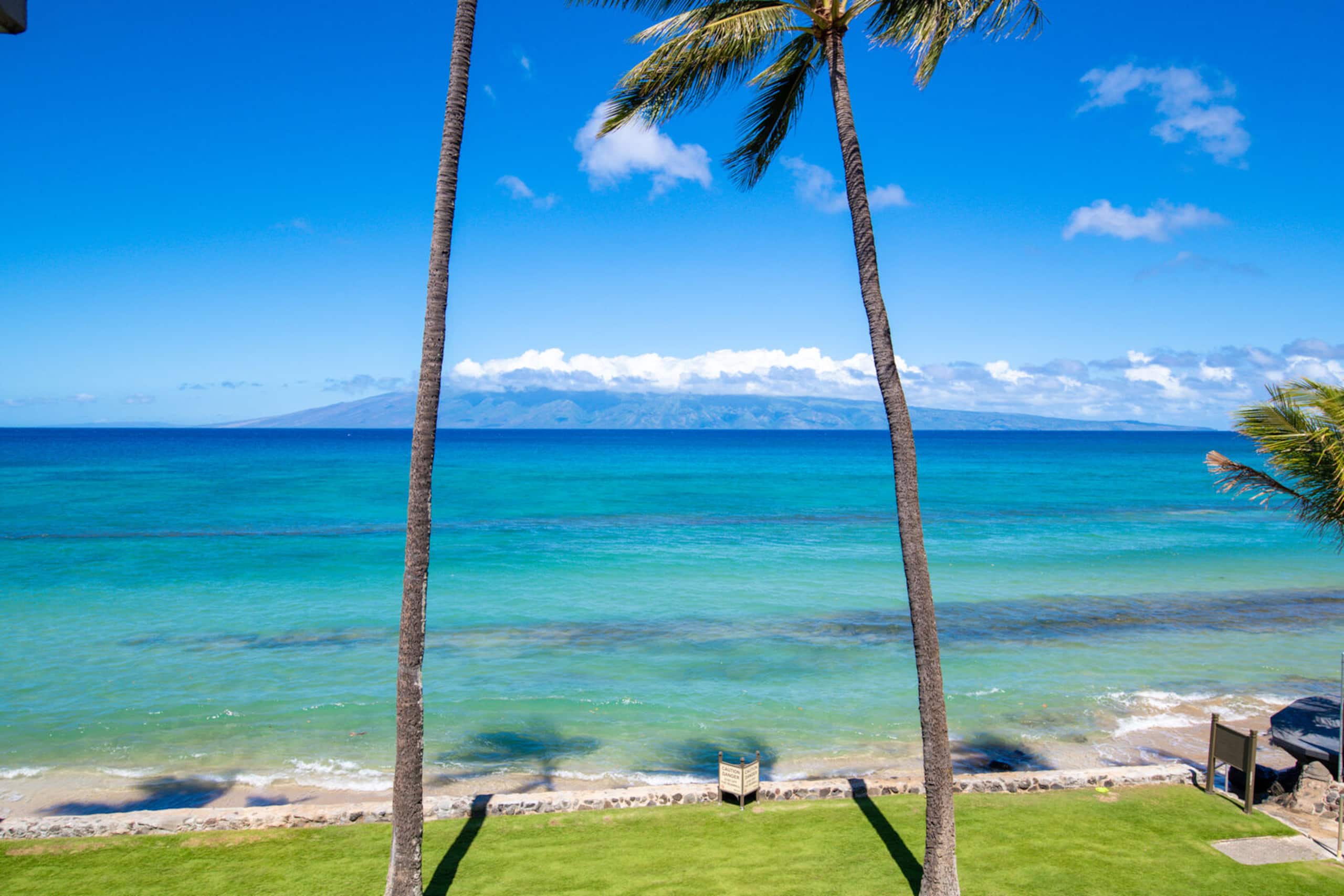 Condo in Lahaina · ★4.79 · 1 bedroom · 2 beds · 1 private bath - Image 4