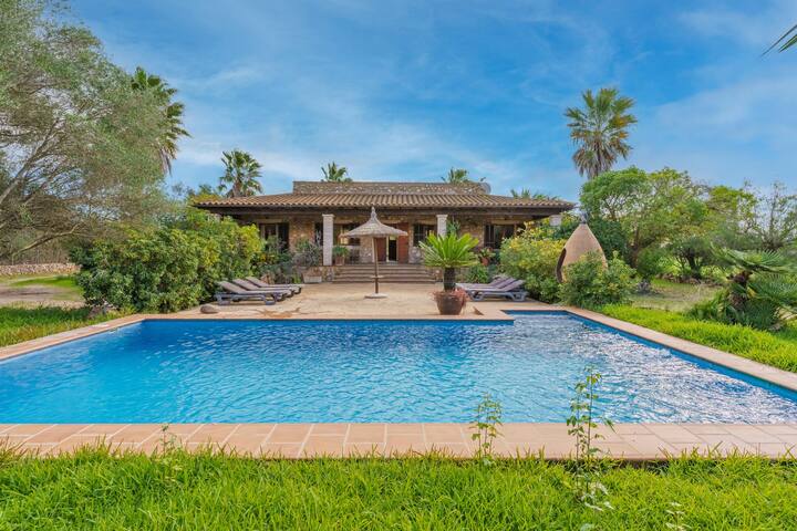 Son Barbudet gallery image 2