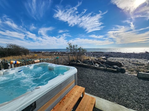 Calypso`s View - Private beach and hot tub