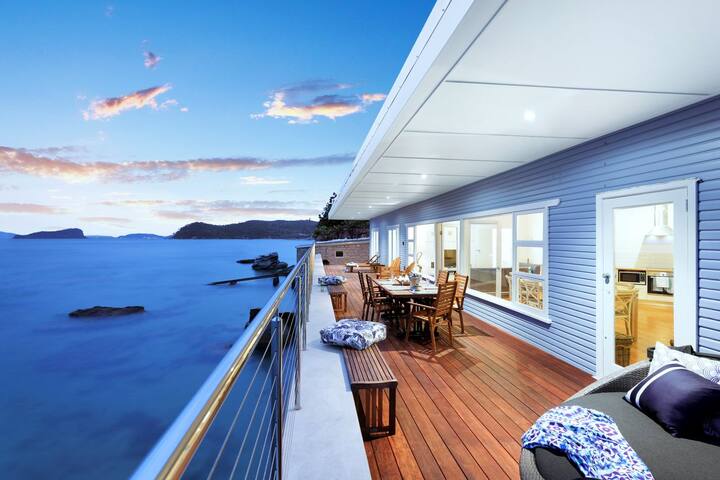 Barrenjoey Beach House by Beach Stays gallery image 4