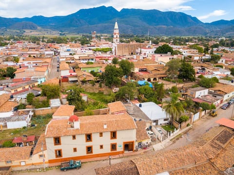 Beautiful and spacious house in Mascota, +16 peopl