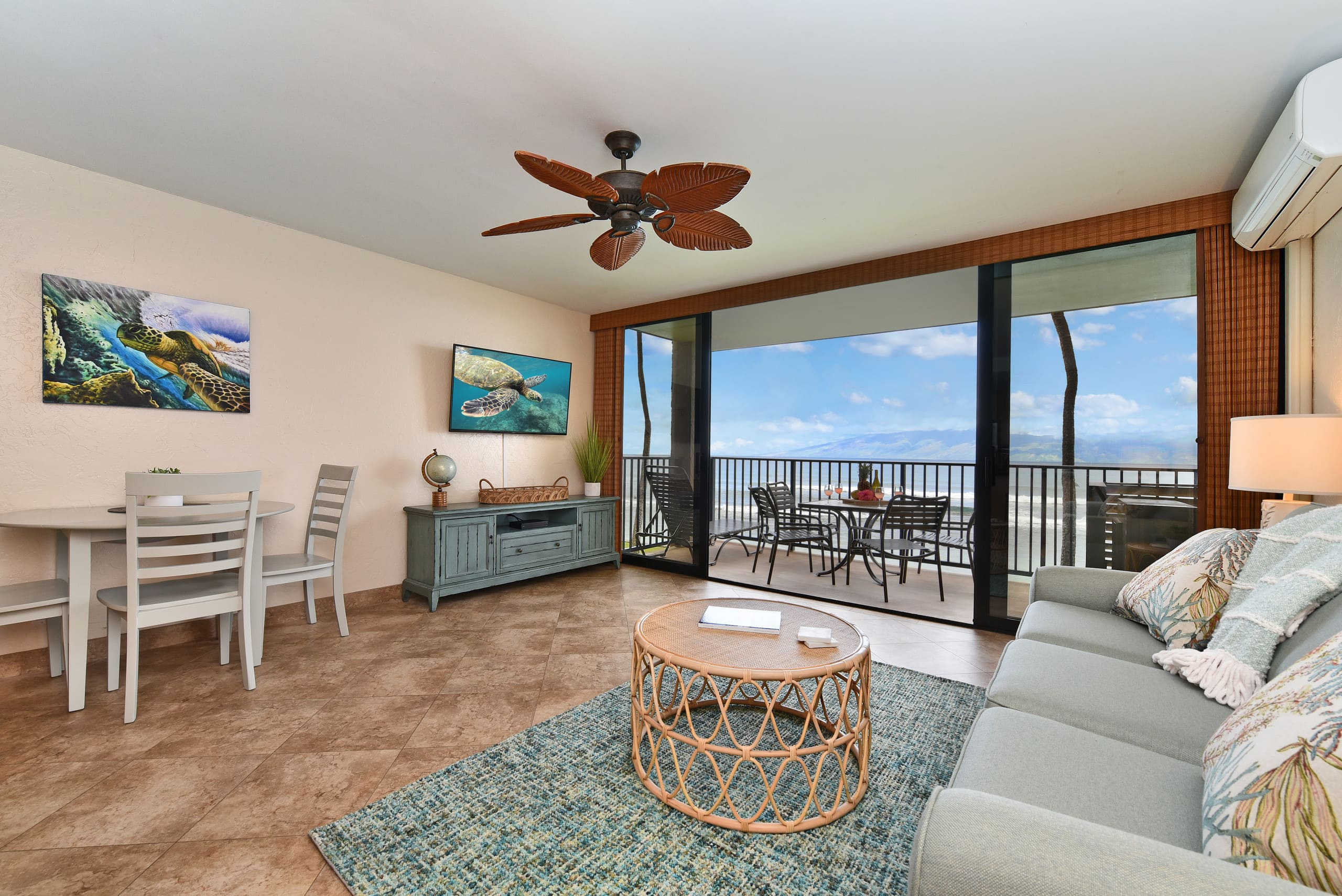 Condo in Lahaina · ★4.95 · 1 bedroom · 2 beds · 1 bath - Image 3