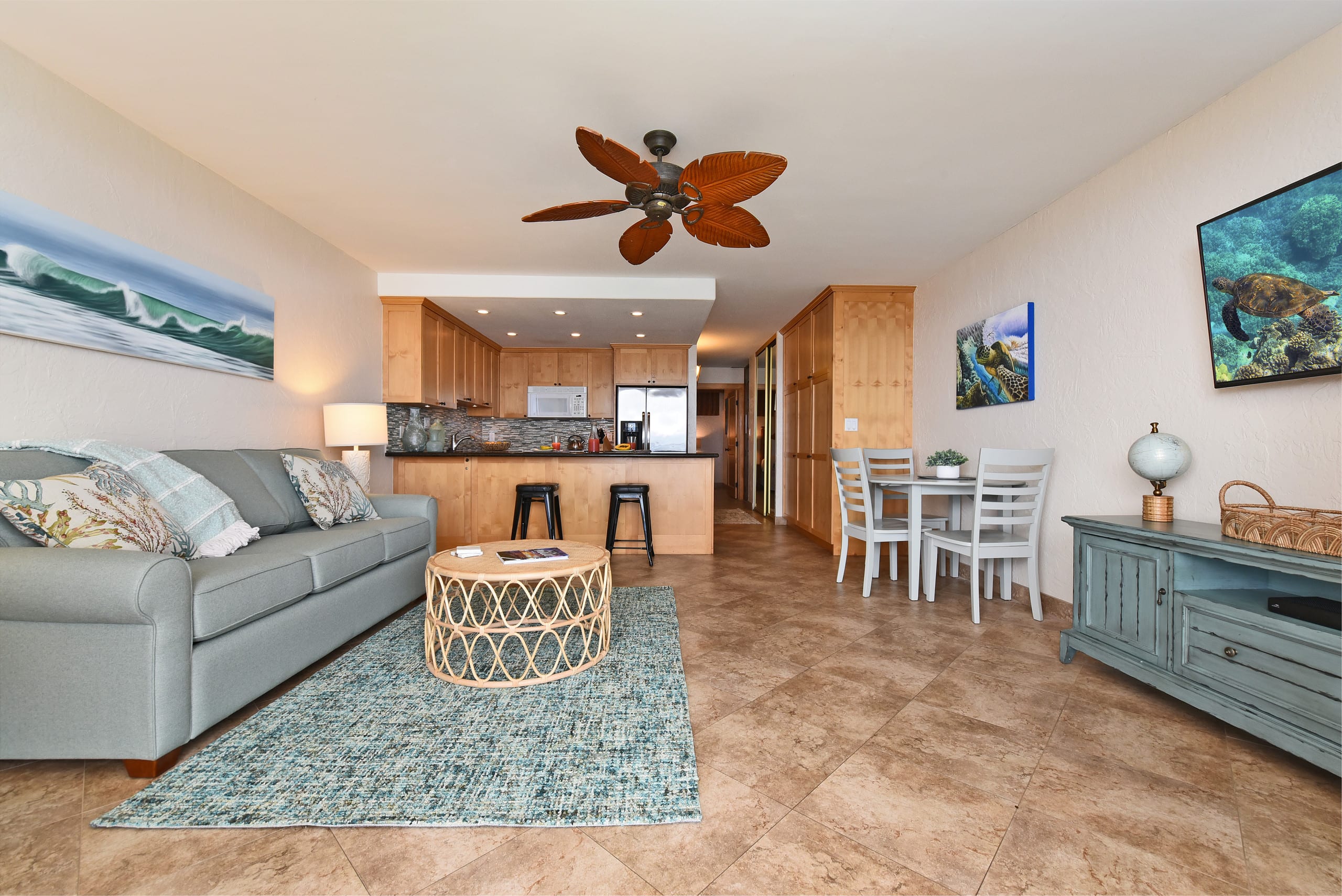 Condo in Lahaina · ★4.95 · 1 bedroom · 2 beds · 1 bath - Image 12