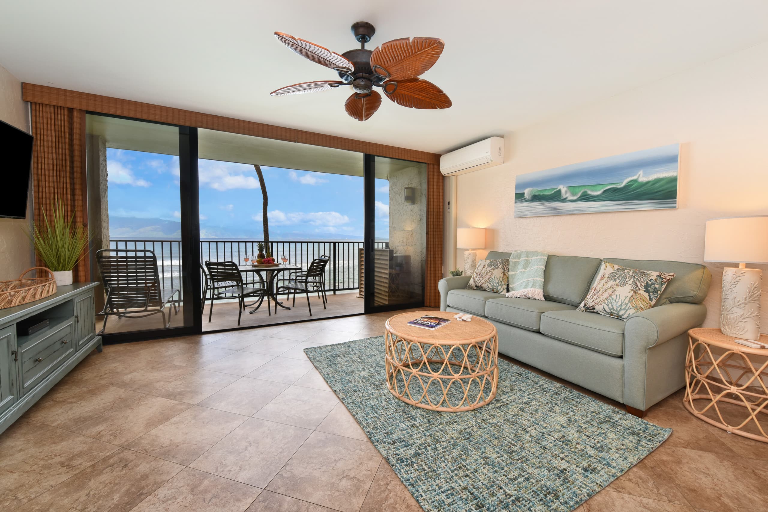 Condo in Lahaina · ★4.95 · 1 bedroom · 2 beds · 1 bath - Image 5