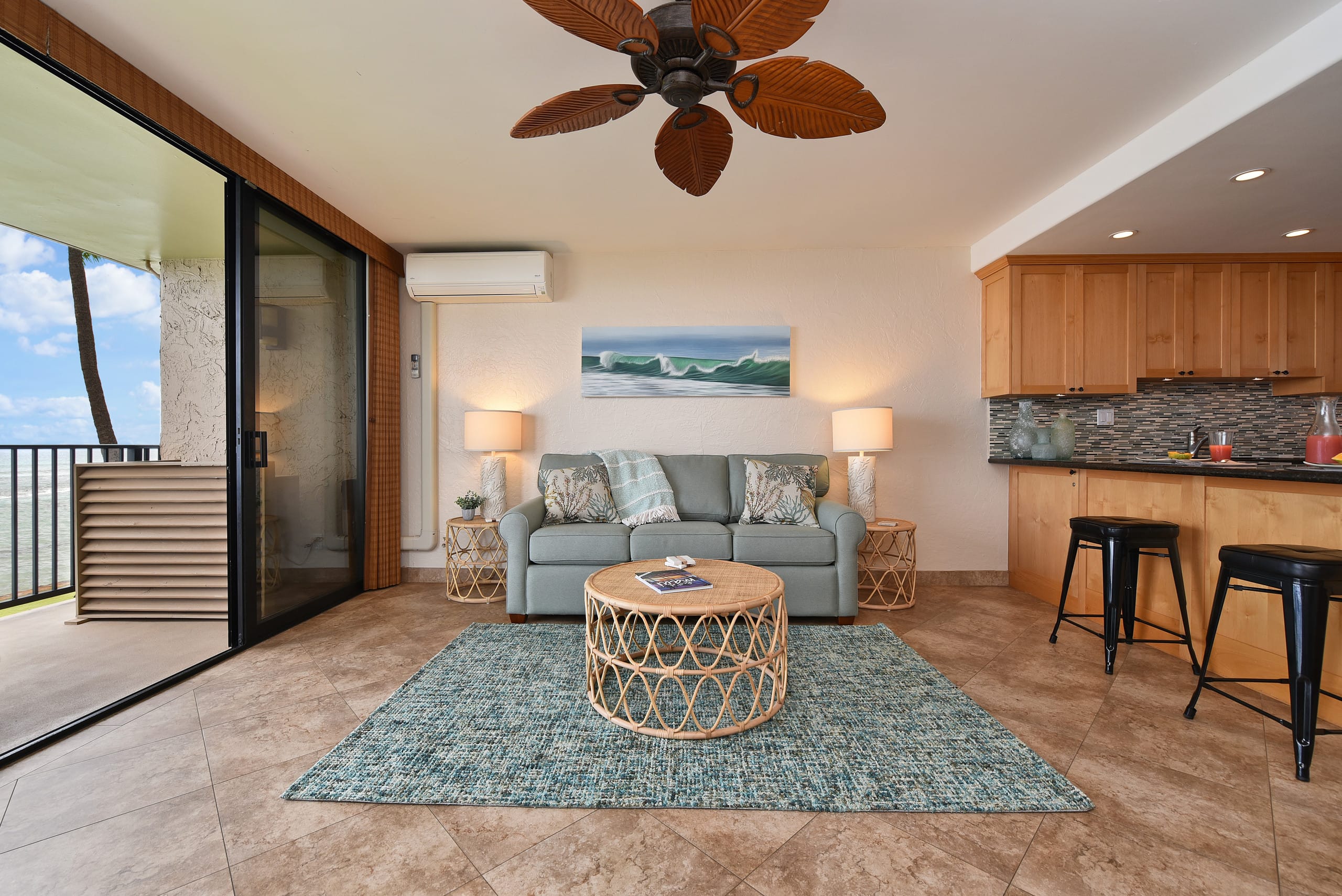 Condo in Lahaina · ★4.95 · 1 bedroom · 2 beds · 1 bath - Image 2