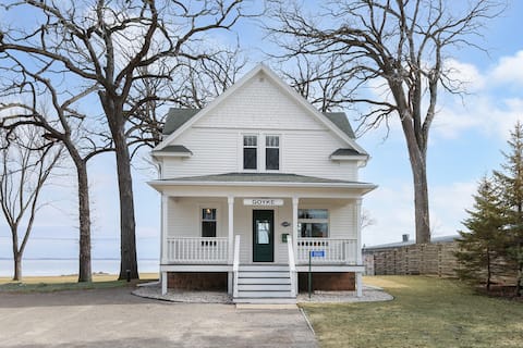 Goyke-*Your front-row seat to lakefront serenity*