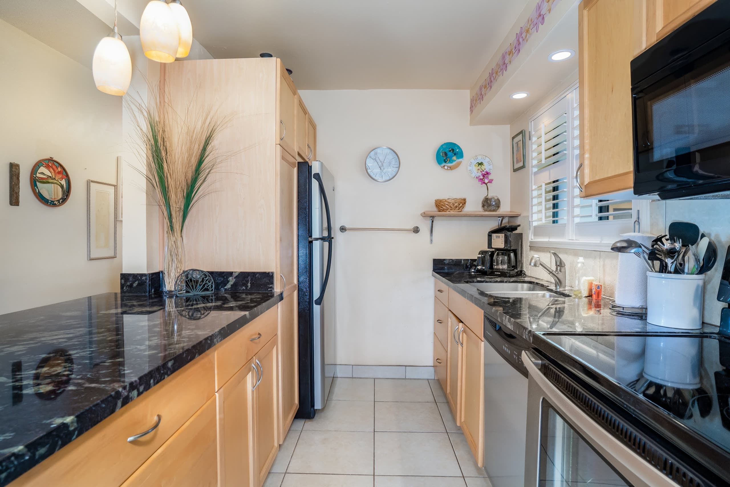 Condo in Wailuku · ★4.66 · 1 bedroom · 1 bed · 1 bath - Image 11