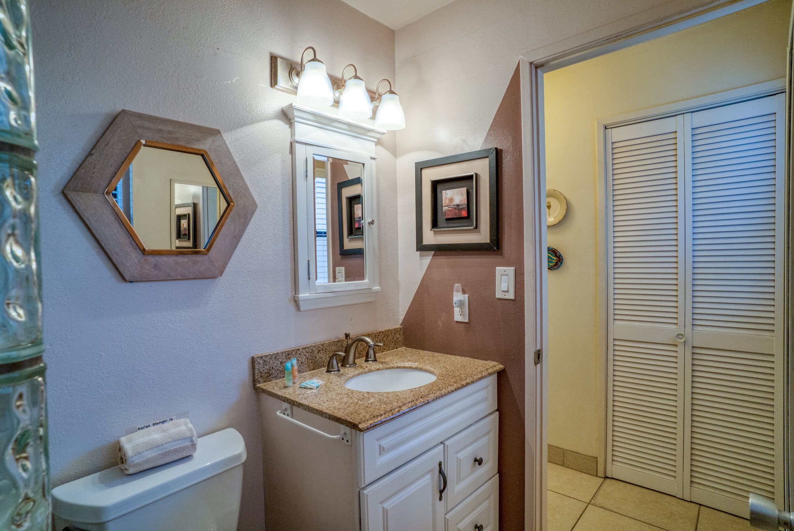 Condo in Wailuku · ★4.66 · 1 bedroom · 1 bed · 1 bath - Image 6