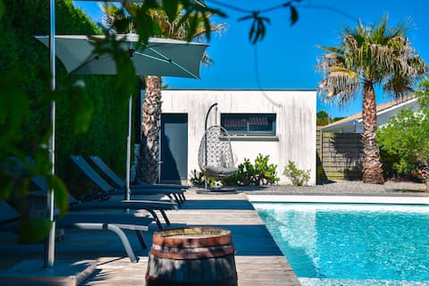 Family villa ~ 10 min from the ocean ~ heated pool