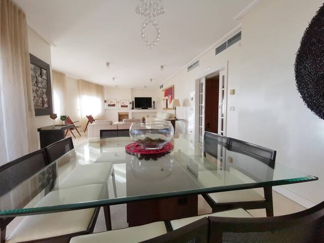 Full Floor Parque Nacoes Prime Apartments Expo30 gallery image 3