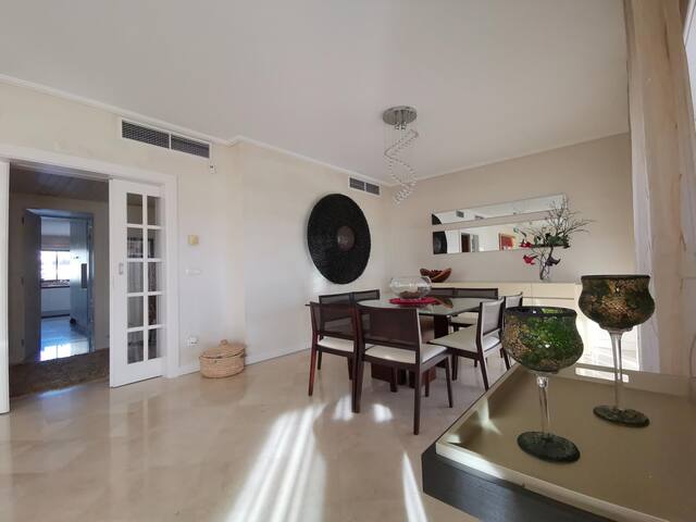 Full Floor Parque Nacoes Prime Apartments Expo30 gallery image 5