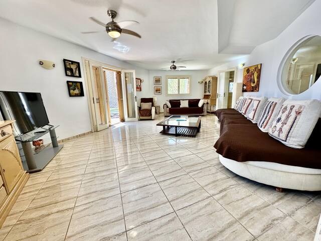 Tenerife Beach Golf managed Airbnb listing 2