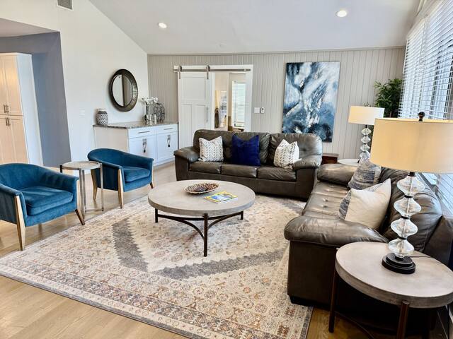 Spacious Home + Walk to SXSW – Kennedy! gallery image 4