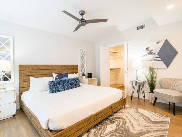 Spacious Home + Walk to SXSW – Kennedy! gallery image 2