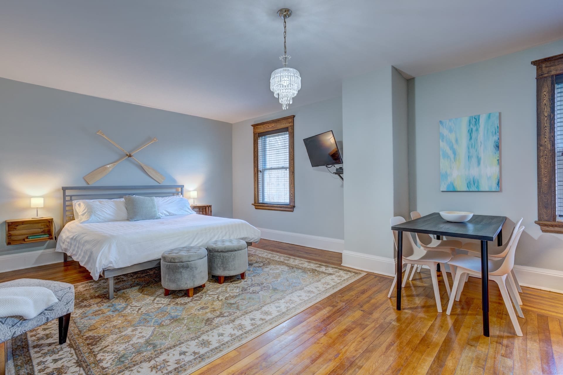 Romantic Getaway w/ King Bed in Historic Lunenburg