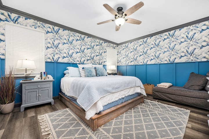 Ოსტატი ტომი ბაჰამის დიდი ზომის საწოლი