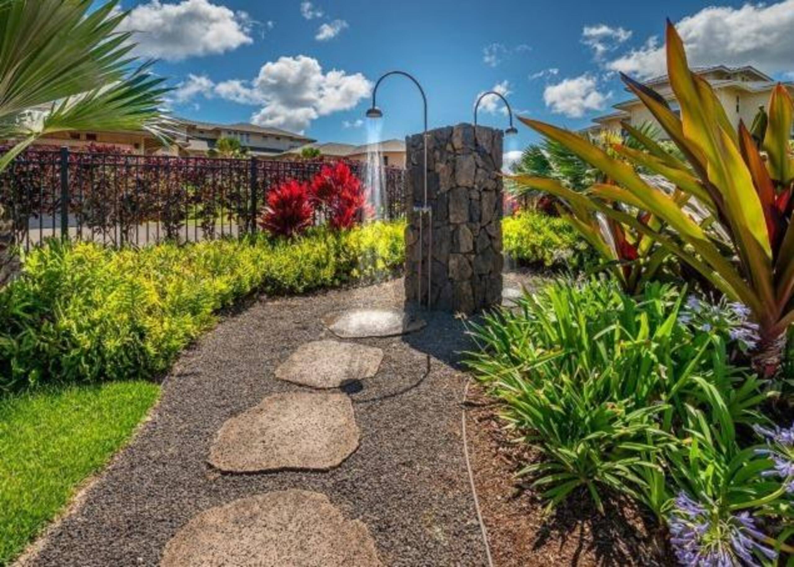 Condo in Koloa · ★4.81 · 2 bedrooms · 4 beds · 2.5 baths - Image 40