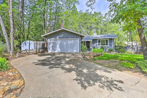 Charming Shasta Lake Retreat: Boat, Hike & Fish!