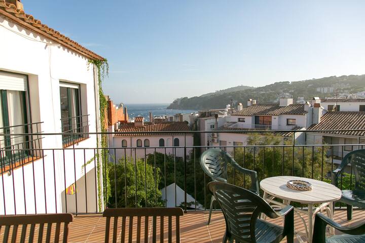 el niu – apartment in calella de palafrugell gallery image 2