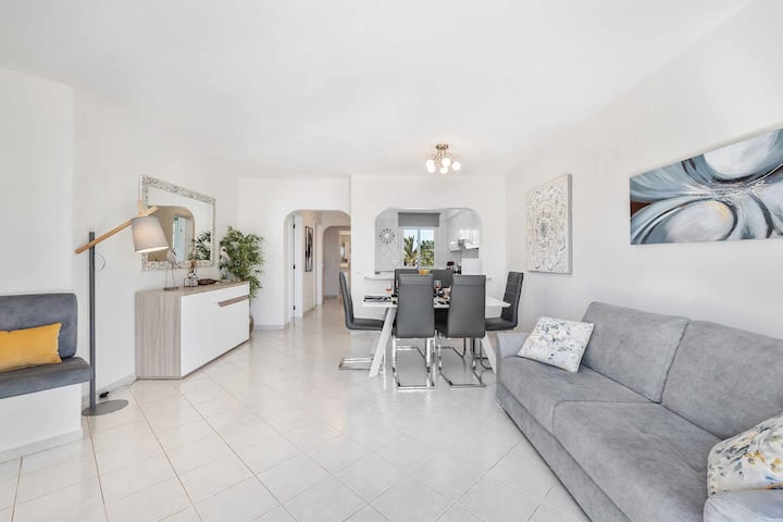 მისაღები ოთახი