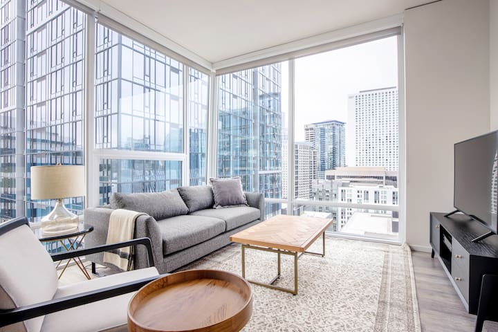 Blueground | S. Lake Union, fitness & rooftop