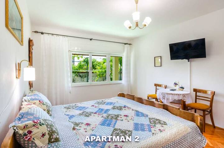 Slaapkamer 2, Oppervlakte: 18m²